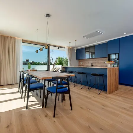Mare Zadarvillas Задар